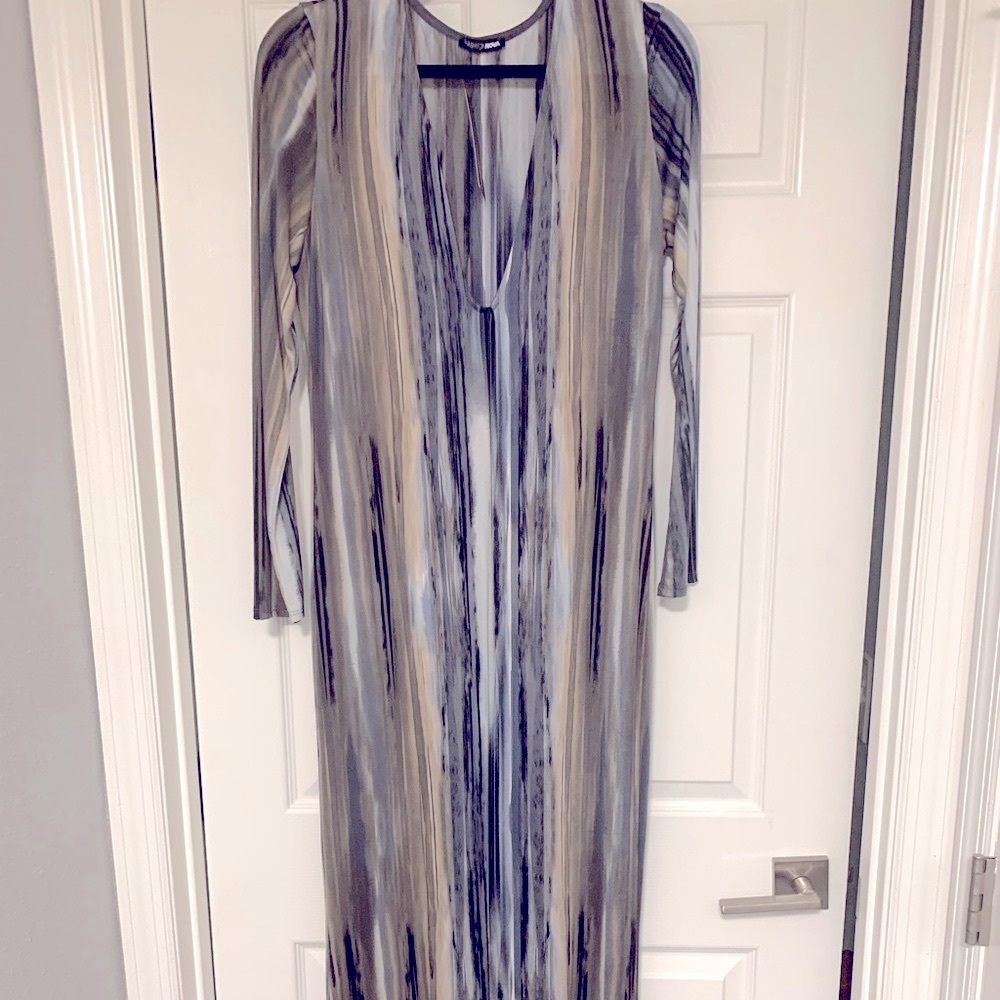 NWT Fashion Nova Maxi Portrait Of Our Love Dress 🌹